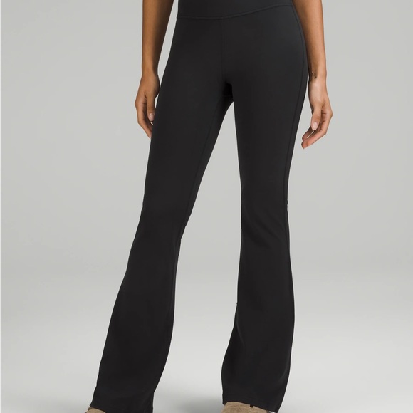 Black lululemon yoga pants - Picture 1 of 2